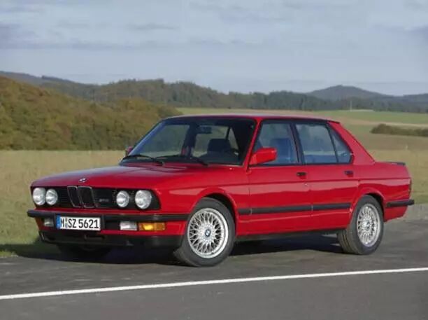 Mamba Out！|科比NBA生涯里，都有哪些豪华座驾？ 图5