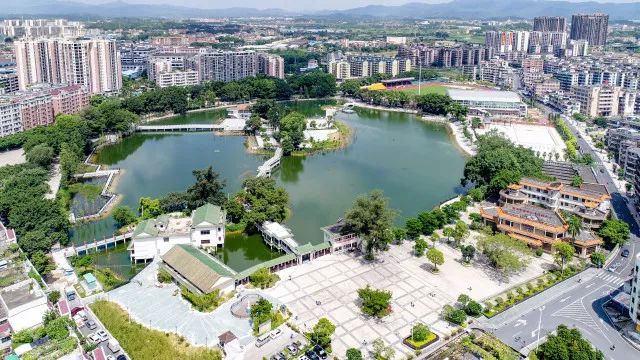 新鲜出炉一图读懂鹤山市政府工作报告