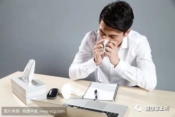 早听：夏天吹空调容易感冒，感冒是小病？你错了！