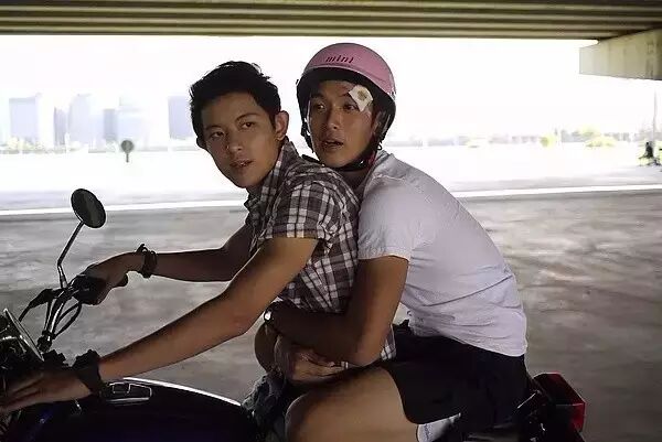 摩托机车是什么意思_你很机车是什么意思_巴黎世家机车包mini款的编码意思