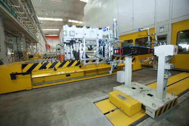 沃尔沃汽车属于哪个国家_沃尔沃是哪个国家的_沃尔沃什么国家