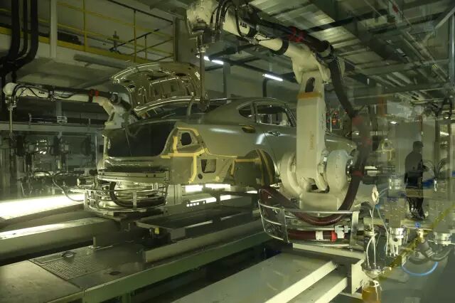 沃尔沃汽车属于哪个国家_沃尔沃是哪个国家的_沃尔沃什么国家