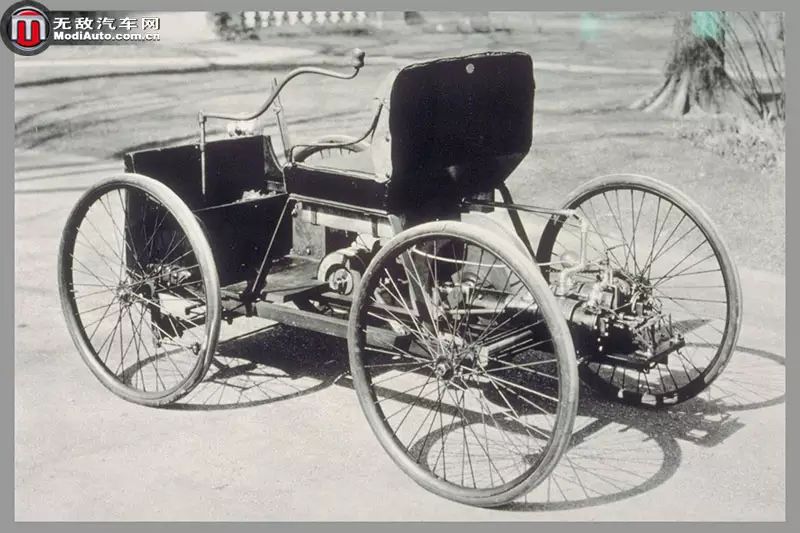 福特便拥有了一台最大时速达到32公里每小时的四轮汽车,而到了1901年