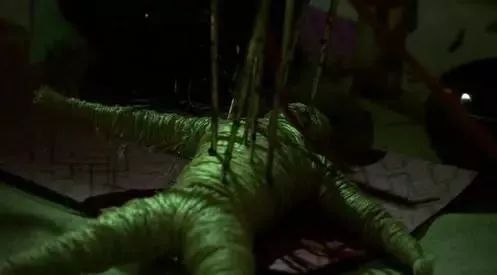 三部恐怖降头复仇电影,大开眼界后全身汗毛都炸了!