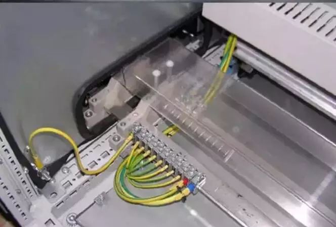 控制柜接线工艺要求_接线柜接线_控制柜接线