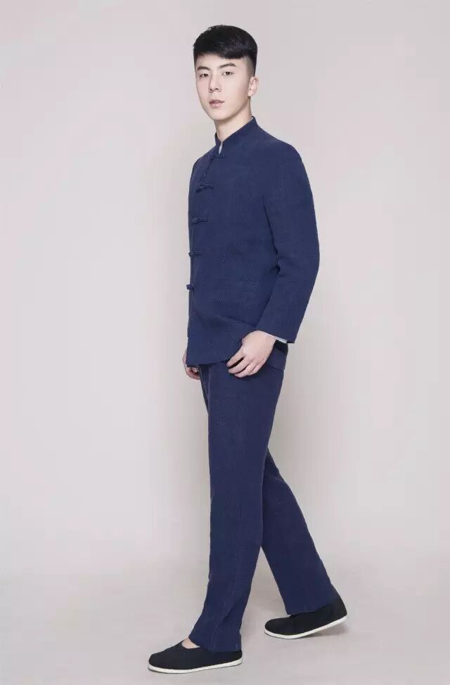 部位相反打一字_写出一字打头的成语_部位相反一字谜底