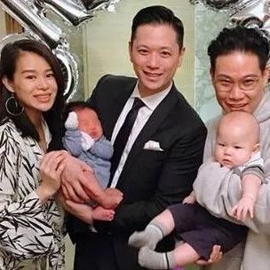 胡杏儿老公晒照赞老婆美 与苏永康两家携子聚会