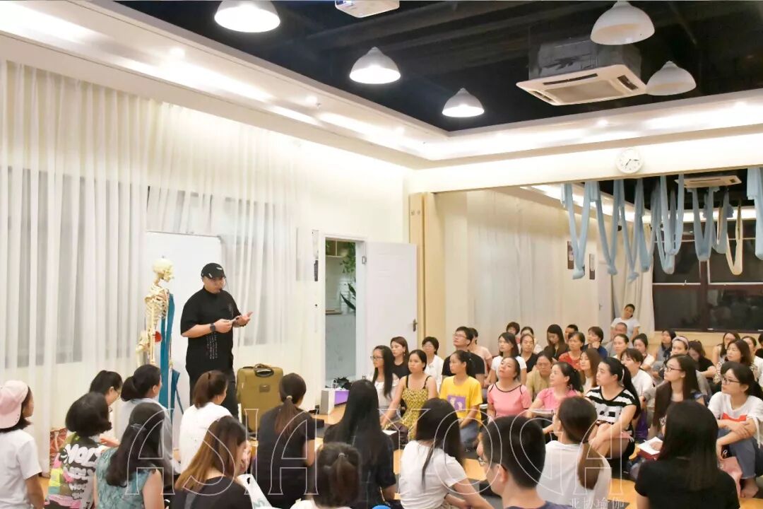 别骗自己了！春困秋乏不是你犯困的理由，你是病了......