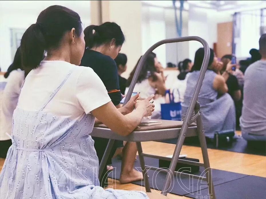 别骗自己了！春困秋乏不是你犯困的理由，你是病了......