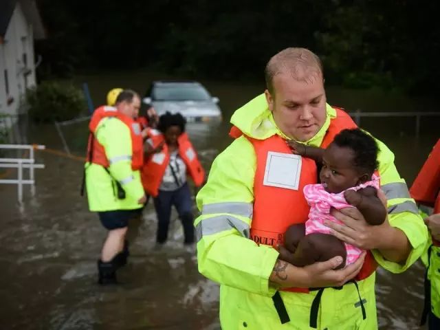 USAToday:30张照片记录2016年的欢笑和泪水(多图)