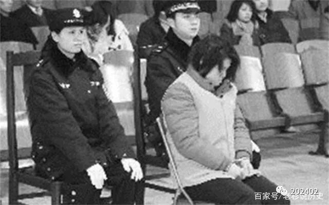 34米,卖白糕起家,38岁遭妻子杀害></p></a> 刘祖芬第一次出现在台球厅中的时候