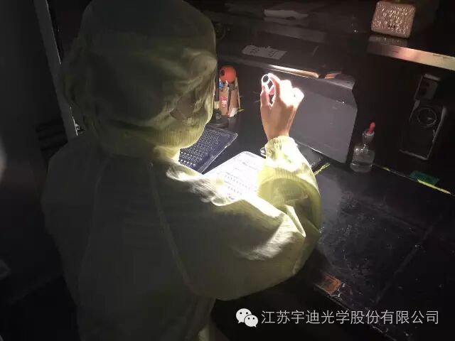 招聘启事