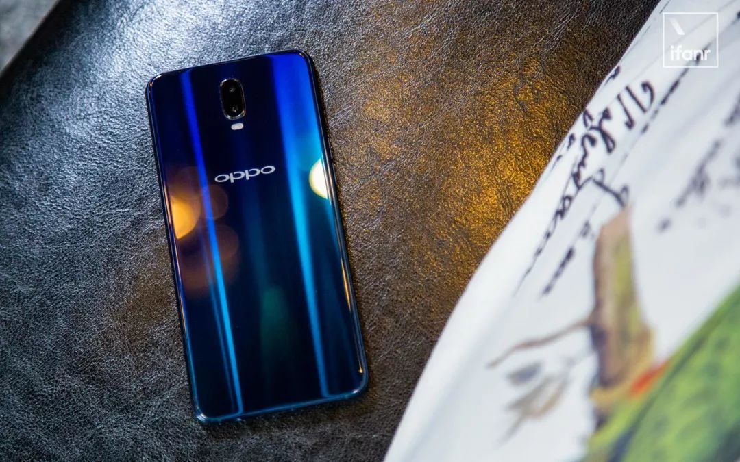 刚刚发布的 oppo r17 到底有多好看