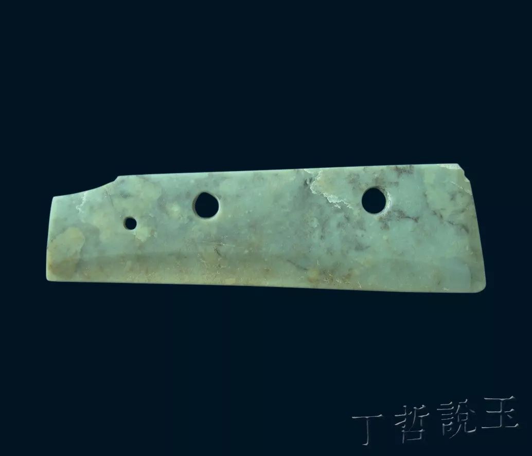 同德宗日出土齐家文化玉刀"布丁石"