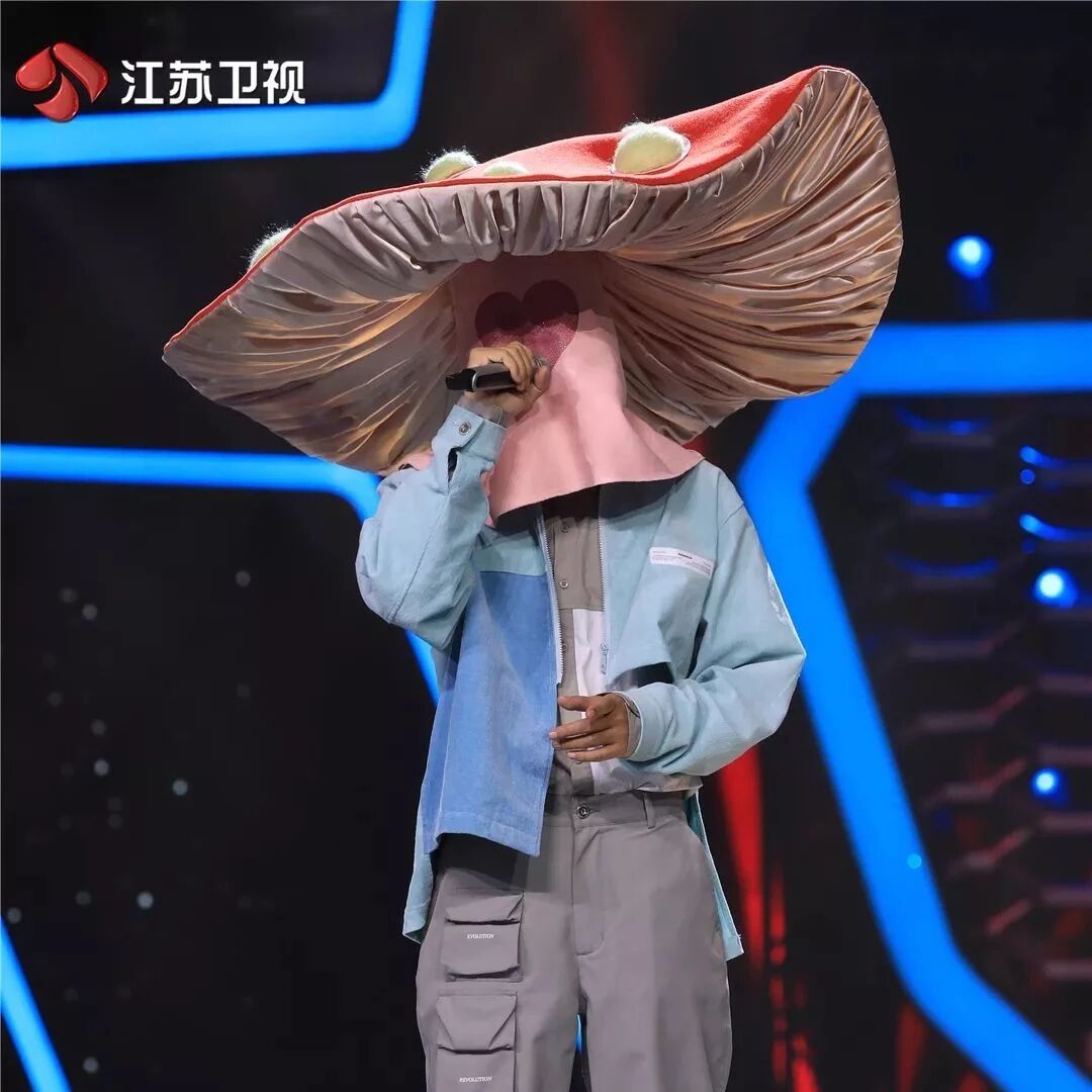 “蘑菇”袁成杰揭面:是好歌手,也能玩转多面人生
