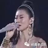 叶倩文连唱老歌,声声伤感!