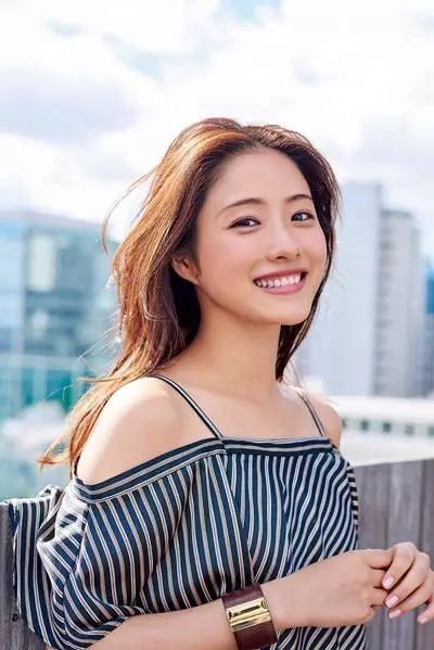 排名 石原里美 深田恭子 日媒评选 比年轻时更好看的女艺人 自由微信 Freewechat