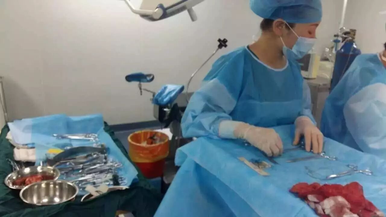 【直击手术室】我院妇科成功完成一例超声引导下子宫肌瘤消融术