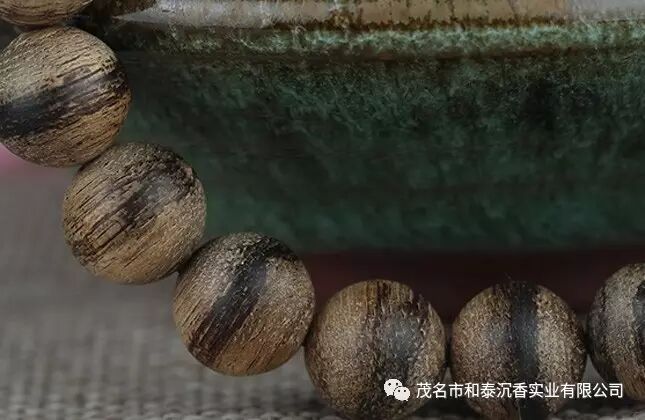 同样是沉香佛珠,为何价格差距就是这么大?