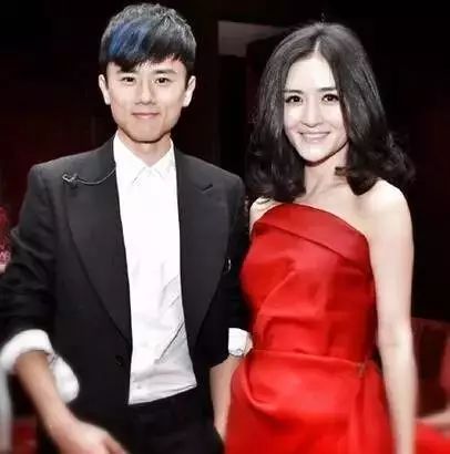 张杰前女友当众扇谢娜耳光