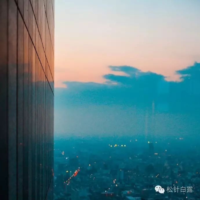 我们一生只需为自己的选择负责,没有义务给别人的愚蠢买单.