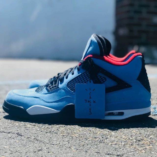 【今年必火】发售日提前? AJ4 x ＂Travis Scott＂ 或将6月9日发售!