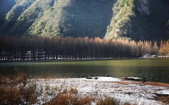 雪天的南郑秘境"龙池"你来过吗?