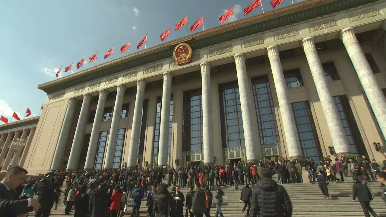 今年，中國共產(chǎn)黨將召開第十九次全國代表大會(huì)，也是實(shí)施“十三五”規(guī)劃的重要一年、推進(jìn)供給側(cè)結(jié)構(gòu)性改革的深化之年。