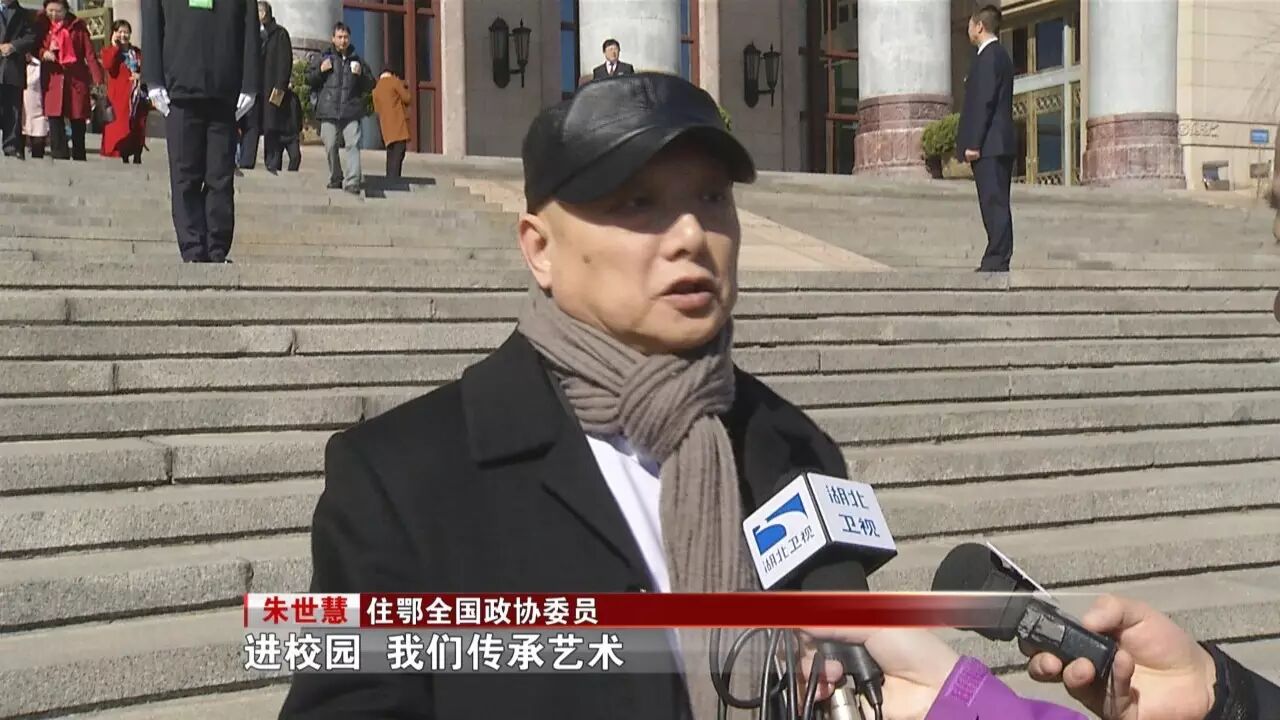 “我要把這個(gè)精神帶回去，尤其是傳統(tǒng)藝術(shù)進(jìn)校園，傳承藝術(shù)”