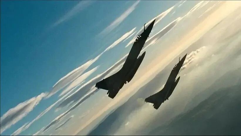 空中杀阵 Les chevaliers duciel⭐一部法国浪漫的冒险动作片《空中杀阵》-1