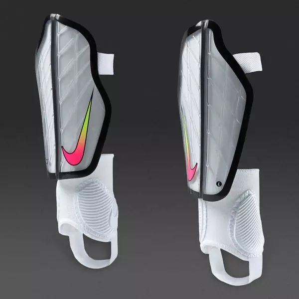 碳纤维足球护腿板_购买足球护腿板_足球护腿板左右