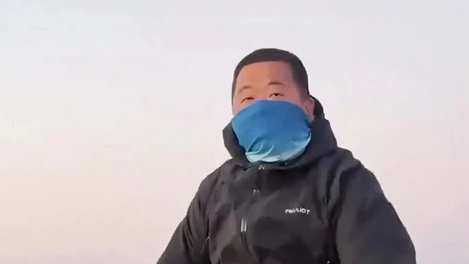 蓝战非被禁止关注,全网被禁！“年入九位数”的蓝战非天塌了