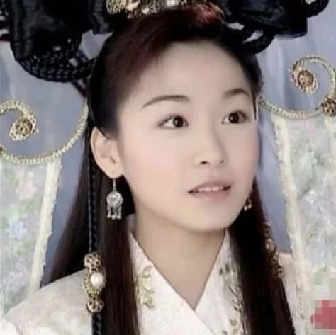 当年的江祖平也是美得让人难忘,这么雷人的发型她也驾驭住了
