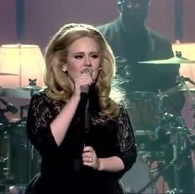 Adele《Rolling In The Deep》坠入深渊