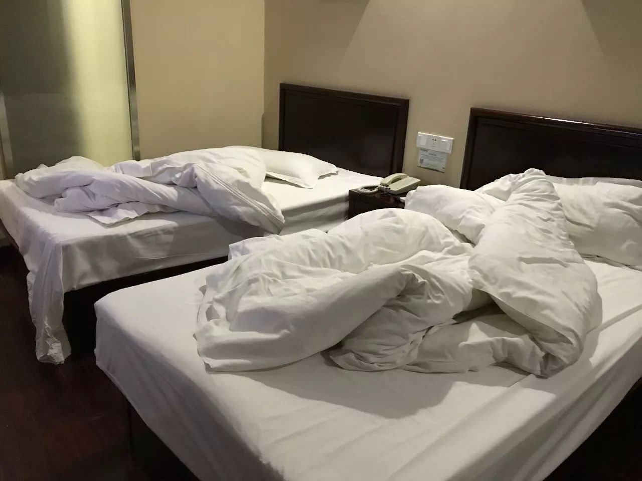 丹阳酒店不换床单?我们对这几家快捷酒店做了评测,结果让人震惊!