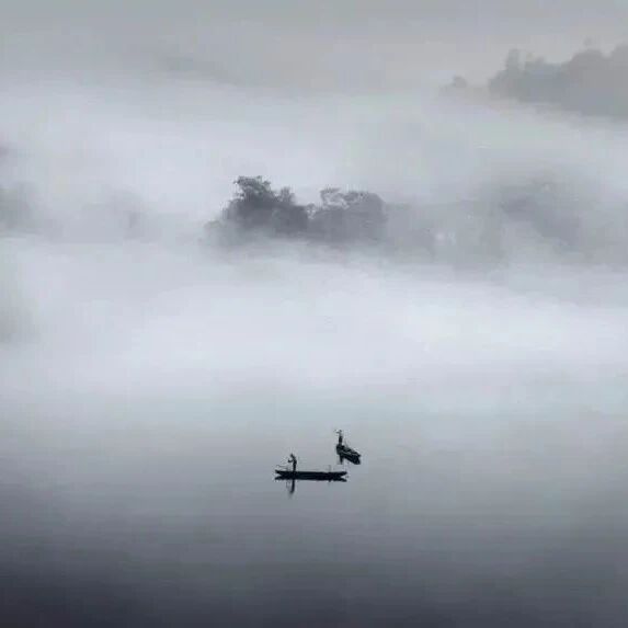 “旧鞋五不扔，扔了家不顺”，扔鞋子有啥说法？5不扔大有讲究。