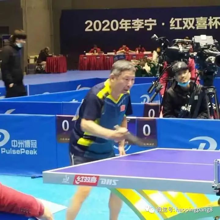 天呐，这是80岁?!赛场这幕看呆观众：会打乒乓的男人不会老?