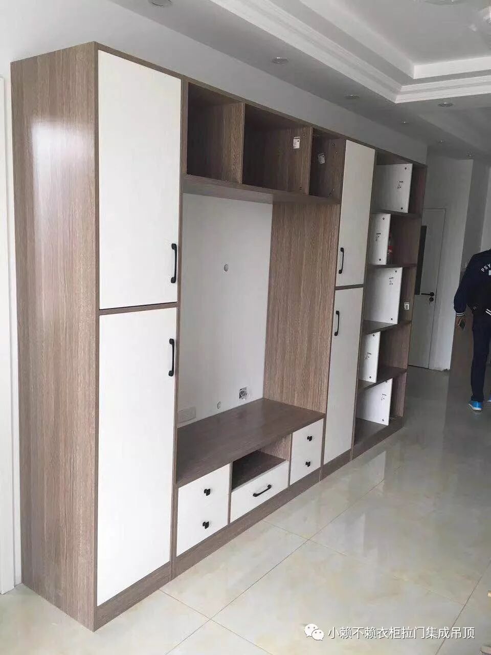 板式家具定制系列安装实景开会