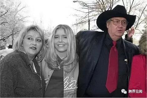 中巨额彩票后人生就像打游戏