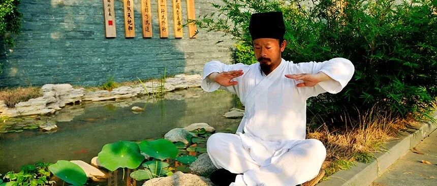 听息观光法：道家修炼中最简单有效的“炼气修光”之法！