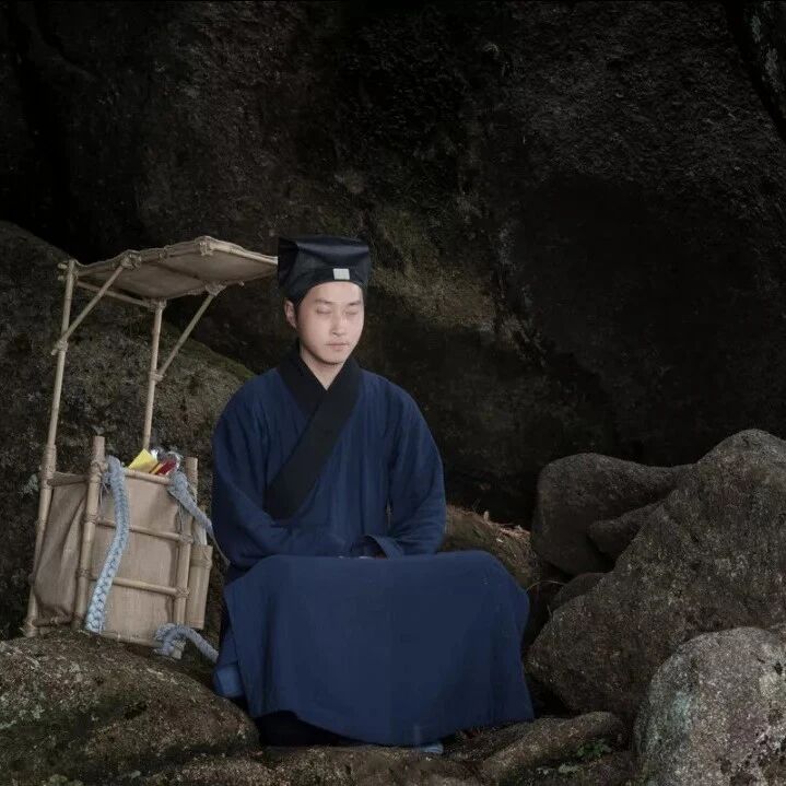 意守丹田的要领只有“四个字”，这更是通往高层次修炼的必经之路！
