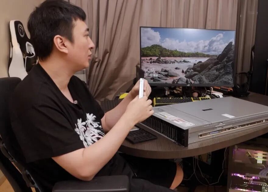 王思聪壕无人性，花费百万组电脑，整个亚洲排第一_搜狐网