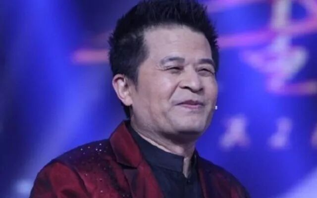 京东最强女副总怀孕请假,刘强东这番话一出口一桌人脸色都变了