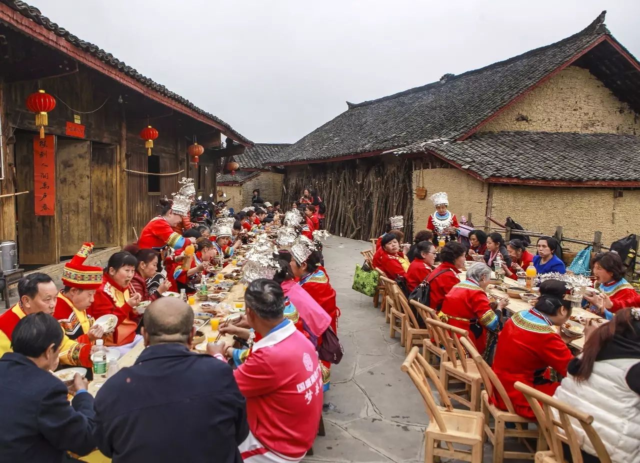 新春走基层 | 习总书记关心的十八洞村这样过大年