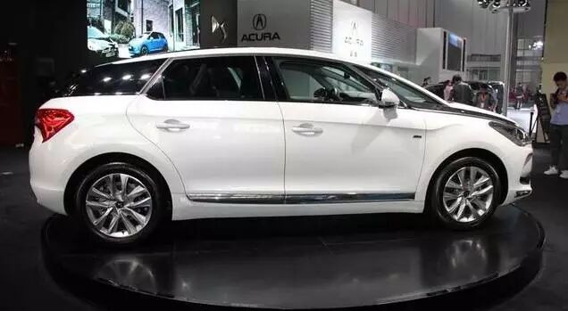 连杆悬挂和独立悬挂哪个好_连杆独立悬架好用吗_多连杆独立悬架和五连杆独立悬架哪个好