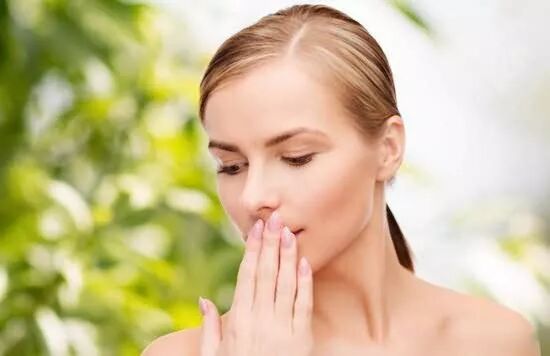 怀孕口臭怎么办?是什么原因引起的?-怀孕期