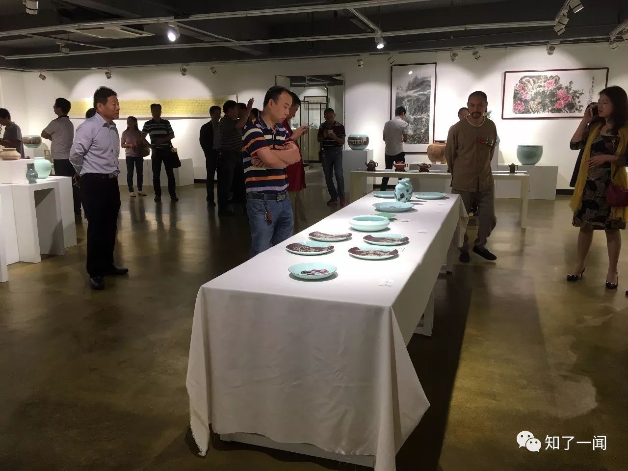 "一带一路"宜兴刀笔陶艺全国巡展在"菡·美术馆"拉开序幕