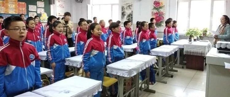 黎明小学举行 “诵读中华经典,做好中小衔接” 经典古诗词大赛