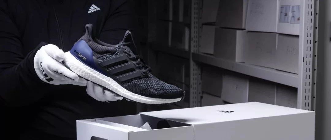 这双 Kanye 最爱的跑鞋,为什么值得 adidas 复刻发售?