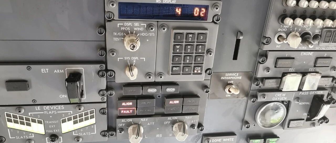 B737NG飞机 ADIRU维护..